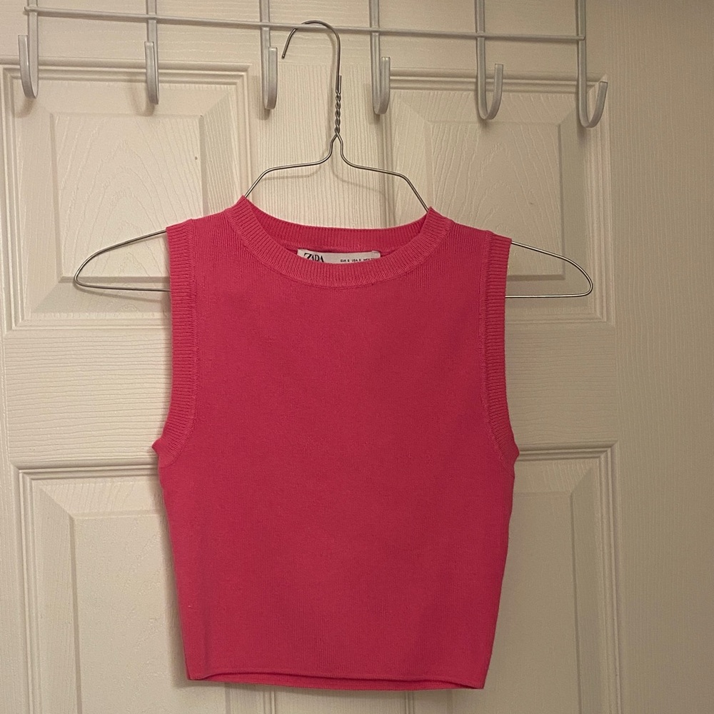 Zara hot pink sleeveless knit crop top
